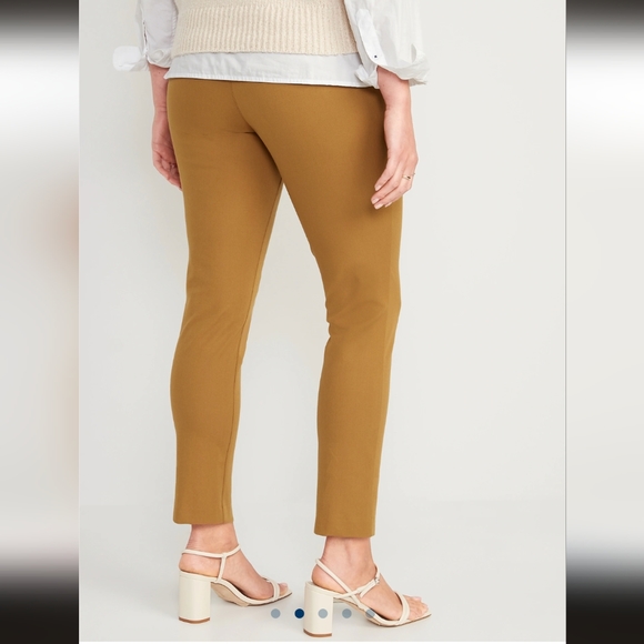 Maternity Full Panel Pixie Ankle Pants (Burgundy) - Picture 2 of 4